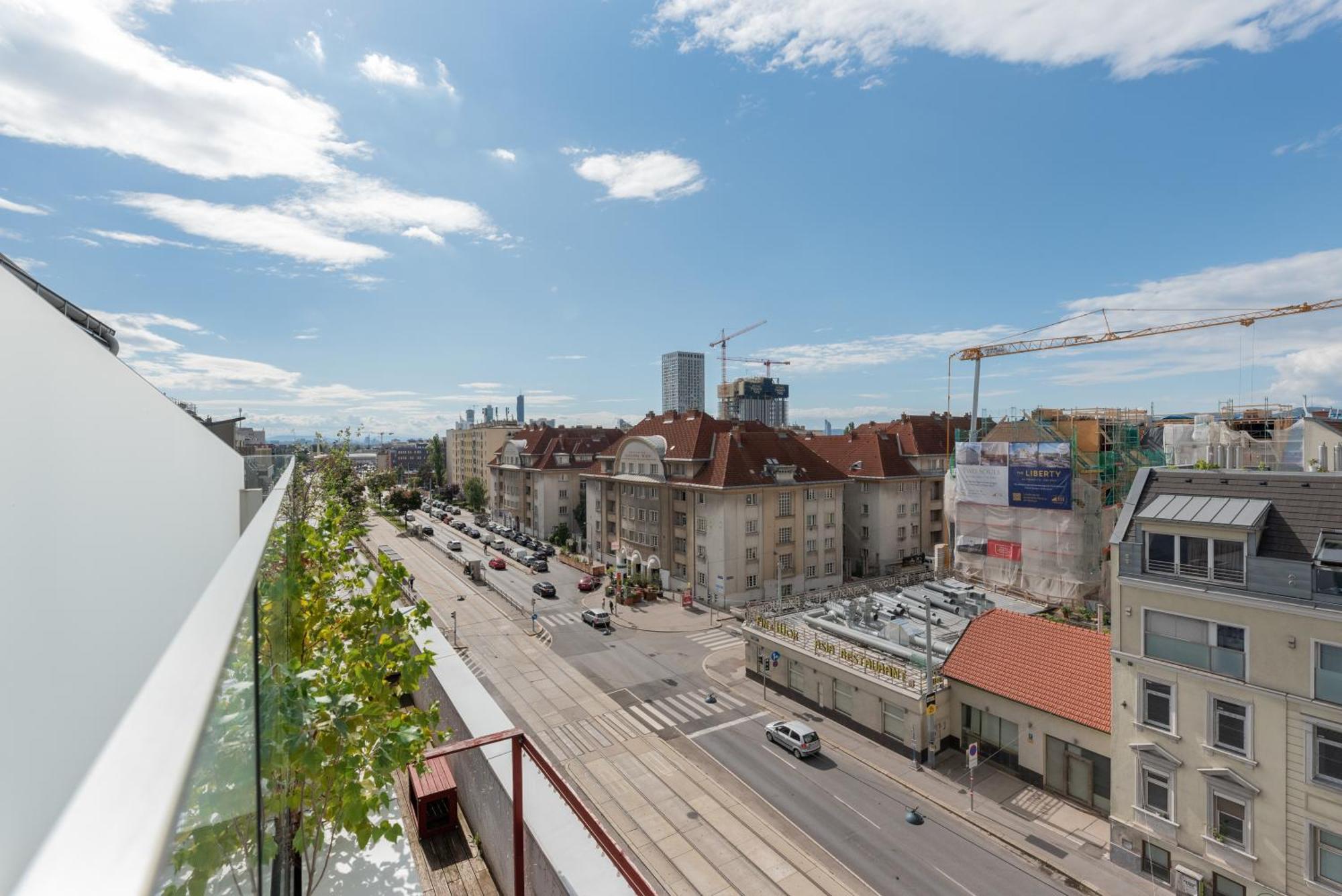 Apartment Mit Traumhafter Dachterrasse & Weitblick Виена Екстериор снимка